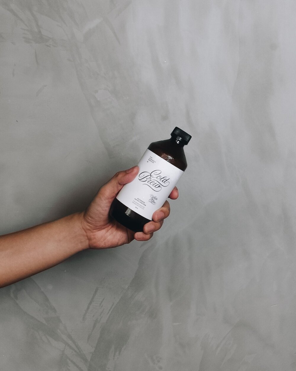 Kept hitting the snooze button after a long holiday break? Swing by and grab a pick-me-up during your lunch break!⁠
⁠&mdash;⁠
Our baristas recommend the White Cold Brew, for a smoothness that's unlike the traditionally brewed coffee.